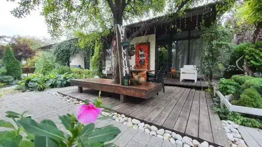 L'House - 1