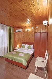 House Loris - 67