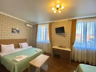 Mari Inn - 1