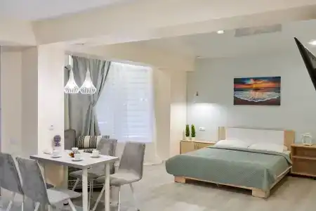 Адмиральская лагуна - 128