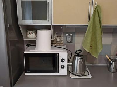 У Кремля - 79