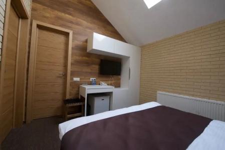 Fox Inn - 5
