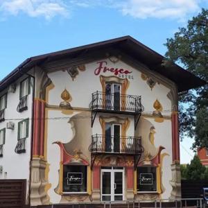 Fresco - 0