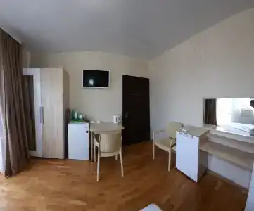 Солнечный - 9