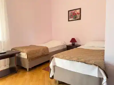 Лаура - 23