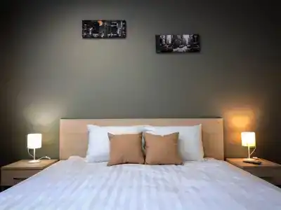 New City Inn - 7