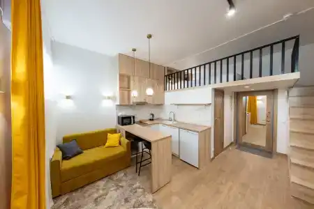 Karl House - 1