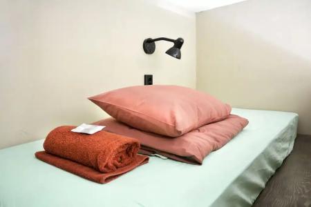 Rolling Stones hostel - 19