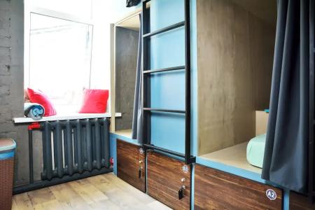 Rolling Stones hostel - 23
