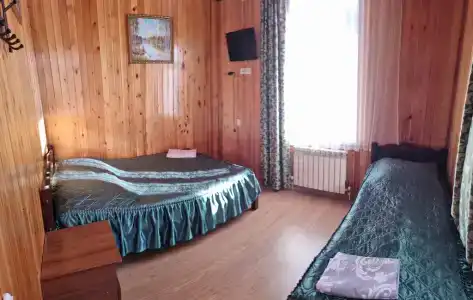 В центре у реки - 14