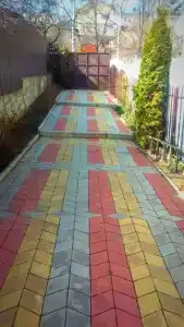 У Лары - 2