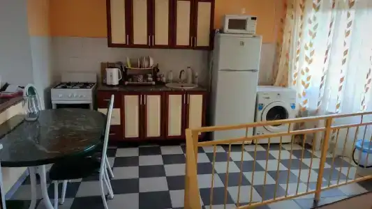 У Лары - 4