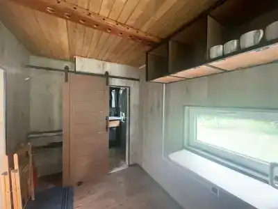 Cabin Shale - 31