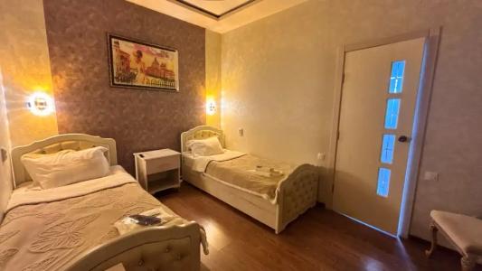 Golden Rose - 55