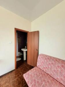 Home - 18