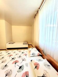 Home - 21