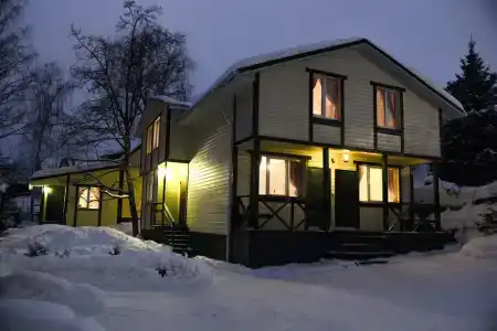 У Пруда - 1
