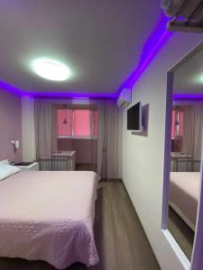 Roomer - 14