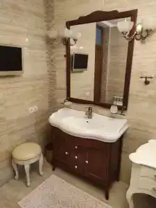 Ялтинский дворик - 32