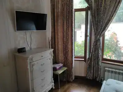 Ялтинский дворик - 31