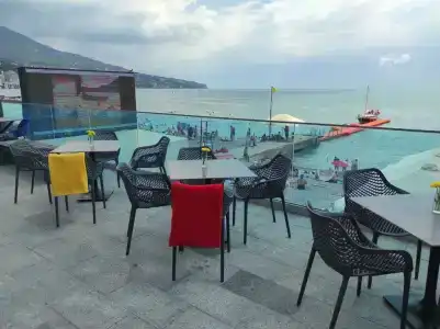 Ялтинский дворик - 49