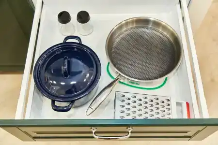 Критик отдыхает - 25