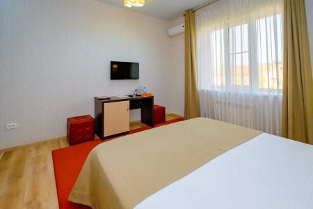 Авангард - 52