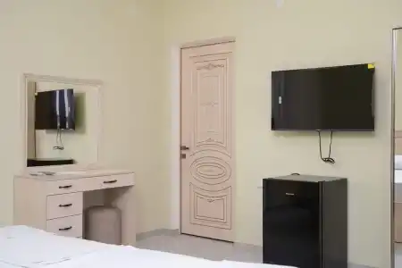 Golden Resort - 1