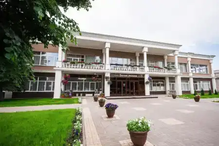 Белая Акация - 1