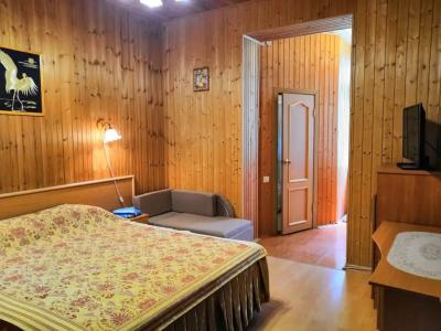  дом «Family House on Lazurnaya - 28