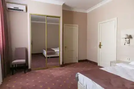 Парк отель - 4