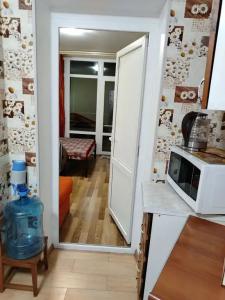 Деревянный коттедж в можжевеловой роще - 95