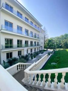Grand Royal Residences - 17