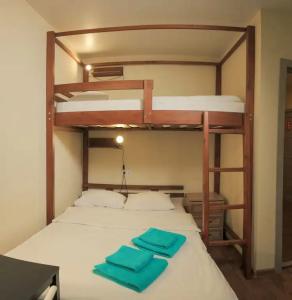 Elhostel - 132