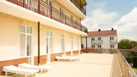 Well Hotel - 9