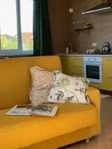 Уютный домик на берегу реки - 5