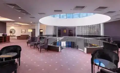 Park Inn by Radisson - 4