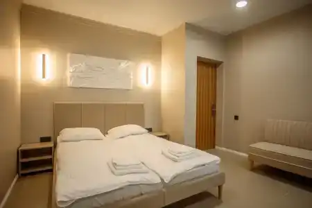 Pillow - 4