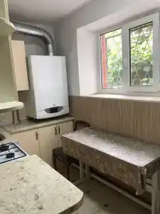 Тихий дворик в центре города - 26
