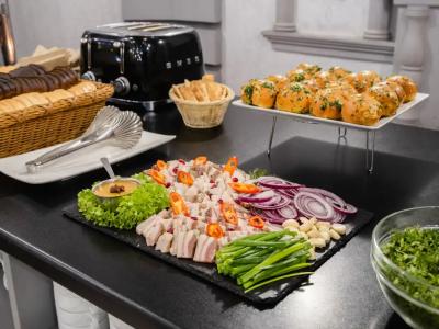 Marins Park Hotel Ростов - 20