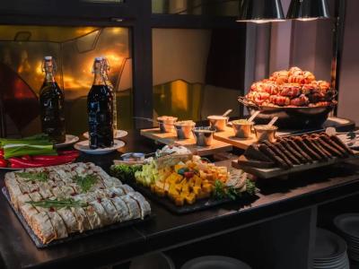 Marins Park Hotel Ростов - 21