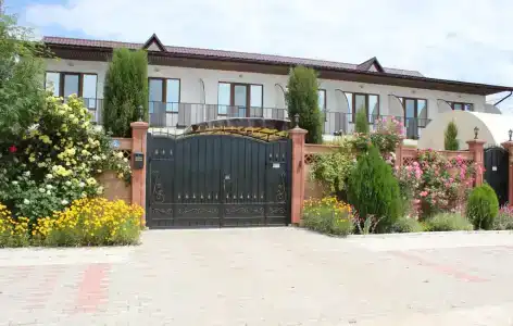 Приморская - 5