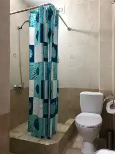 У Антона - 20
