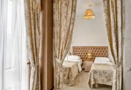 Наири - 5