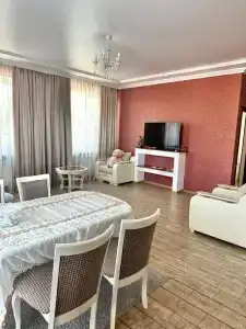 Rich House - 3