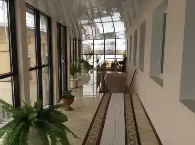 У Двух Львов - 3