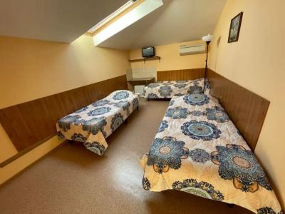Лидия - 84
