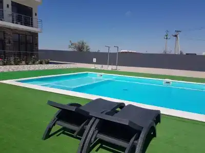 Nikos Plaza - 1