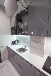 The White Residence - 64