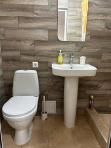 Приморский - 16